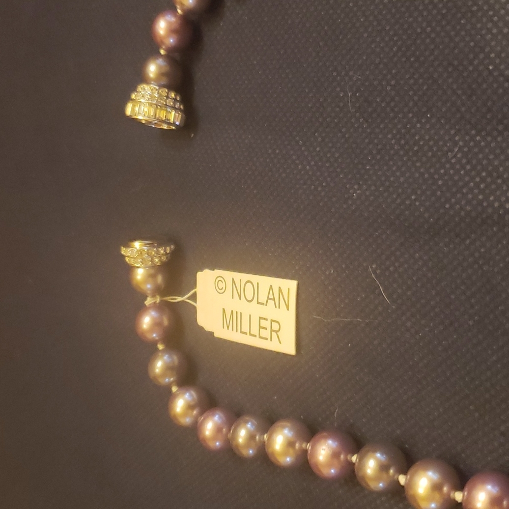 Nolan Miller multicolor fashion pearl necklace - Picture 2 of 7